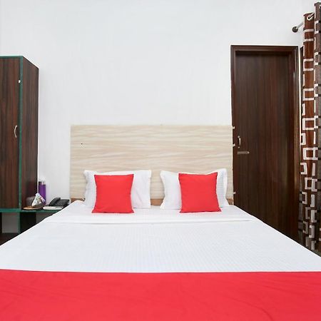 Hotel Oyo 24666 Samar Residency Amritsar Esterno foto