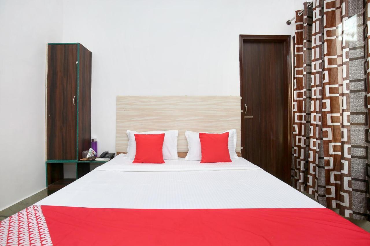 Hotel Oyo 24666 Samar Residency Amritsar Esterno foto