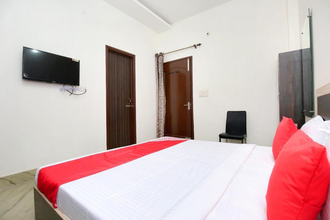 Hotel Oyo 24666 Samar Residency Amritsar Esterno foto